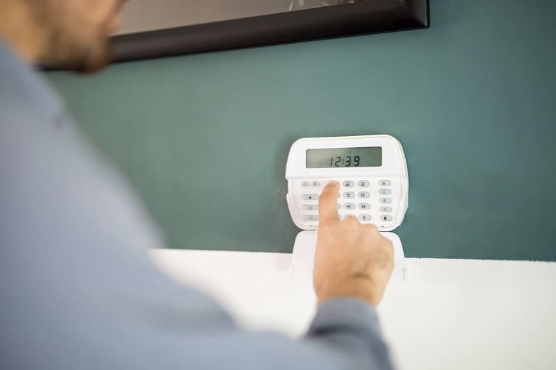 Protéger un commerce avec un petit budget : les alarmes abordables mais fiables