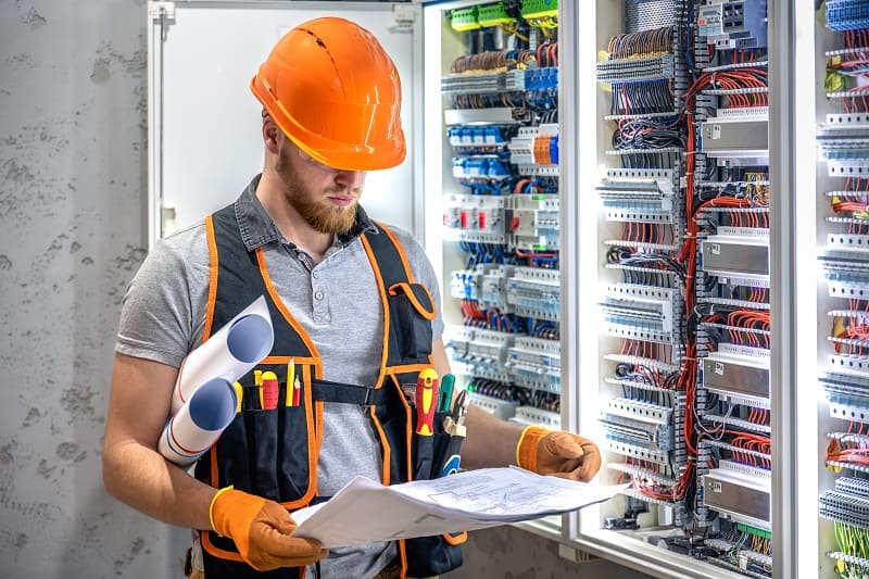 Audit électrique pour achat immobilier : Le guide complet pour sécuriser votre investissement